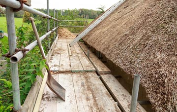 advantages of Farnham Common thatch roofing